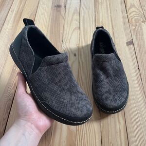 Alegria AXI-7001X Grey Snakeskin Slip On Shoes Womens 38 Comfort Casual Loafers
